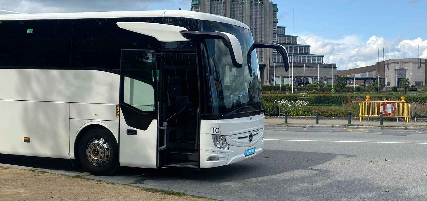 автобус у Варшаву