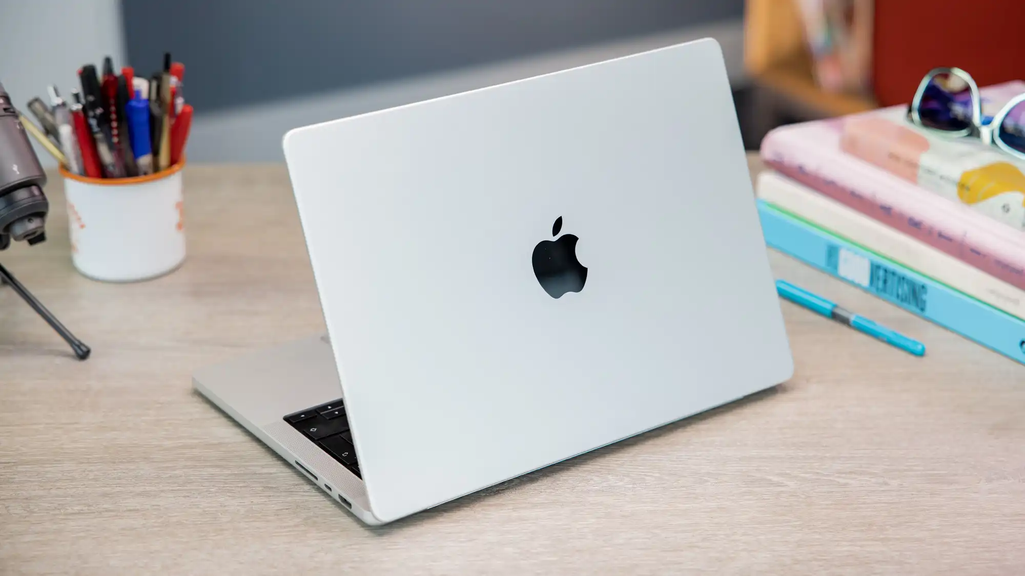 MacBook обрати