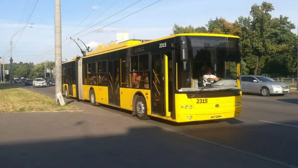 Тролейбус 23 Львів