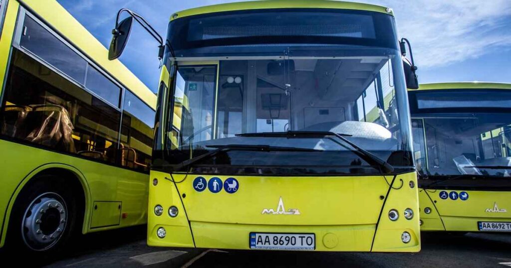Автобус 10 Львів