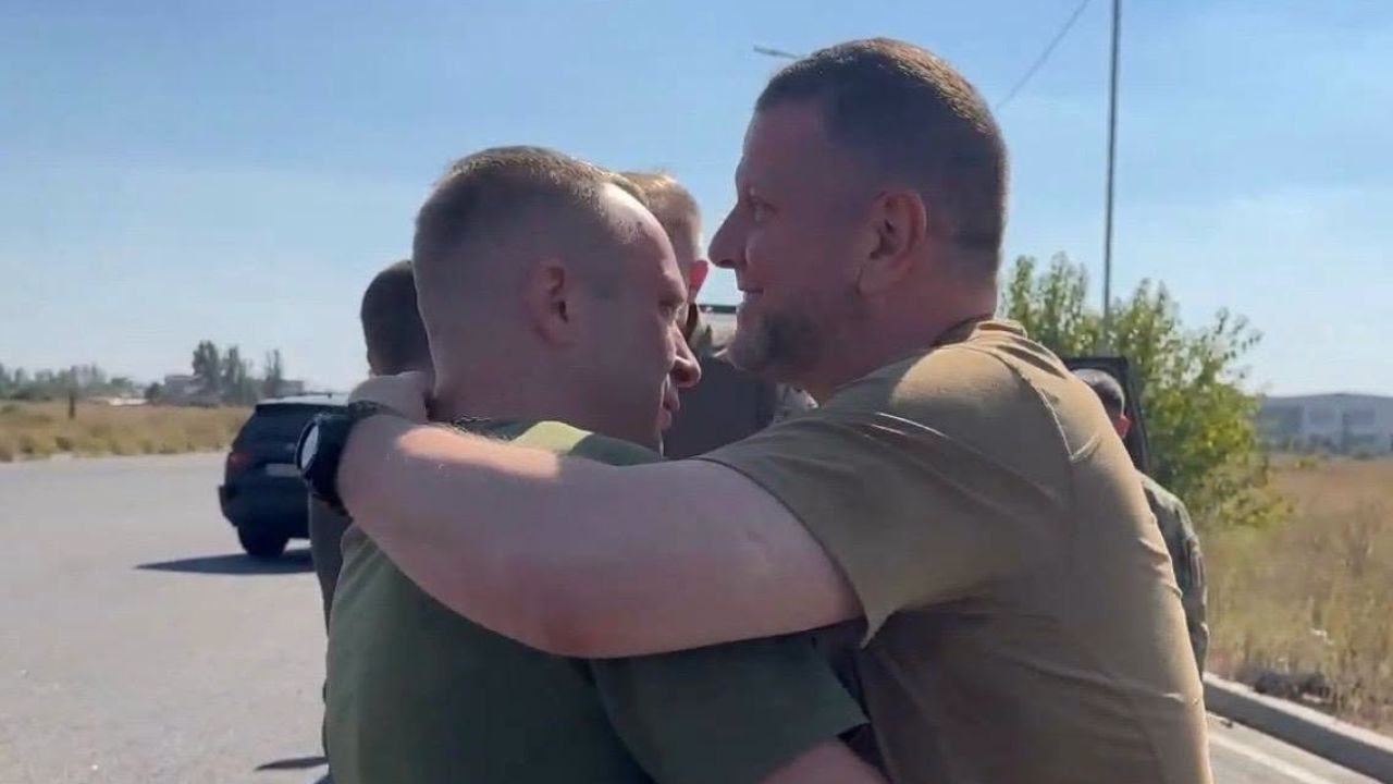 Залужний шифром: ШІ розкриває аналіз про заміну Головнокомандувача ЗСУ