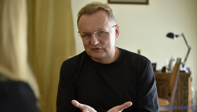 Садовий: у авто знайшли таємничий пристрій з антеною та SIM-картою