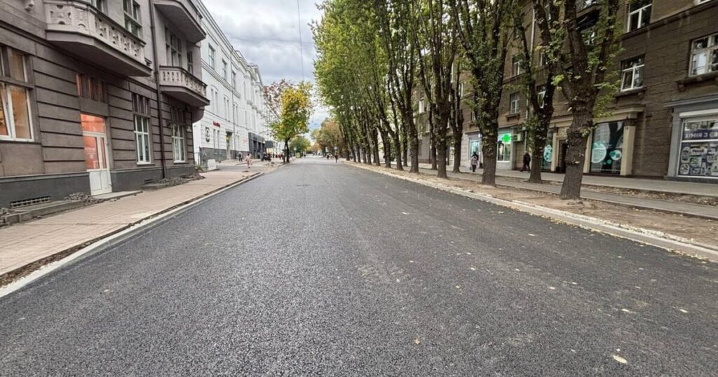 У Львові, у п'ятницю, вулиця Героїв УПА знову відкрита після ремонту!
