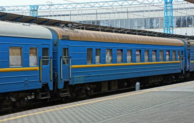 Запізнення поїздів: понад 14 годин затримок. Повний список.