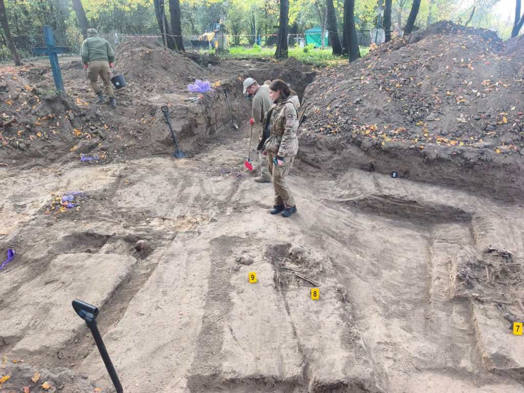 Ласків: Архівне свідчення про спалене село та вбивство українців.